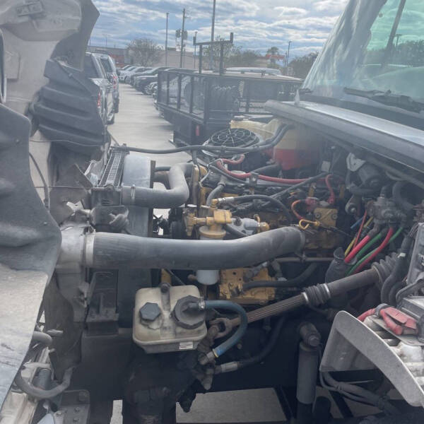 2007 Freightliner M2 106