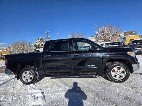2014 Toyota Tundra SR5
