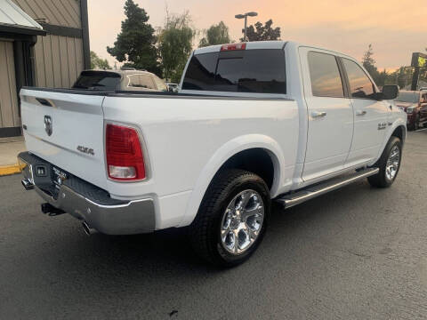 2017 RAM 1500 Laramie