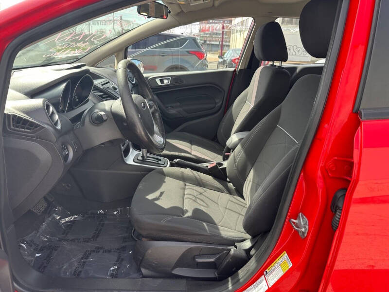 2014 Ford Fiesta SE