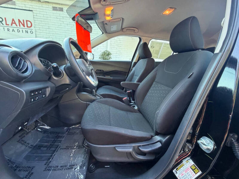 2022 Nissan Kicks S