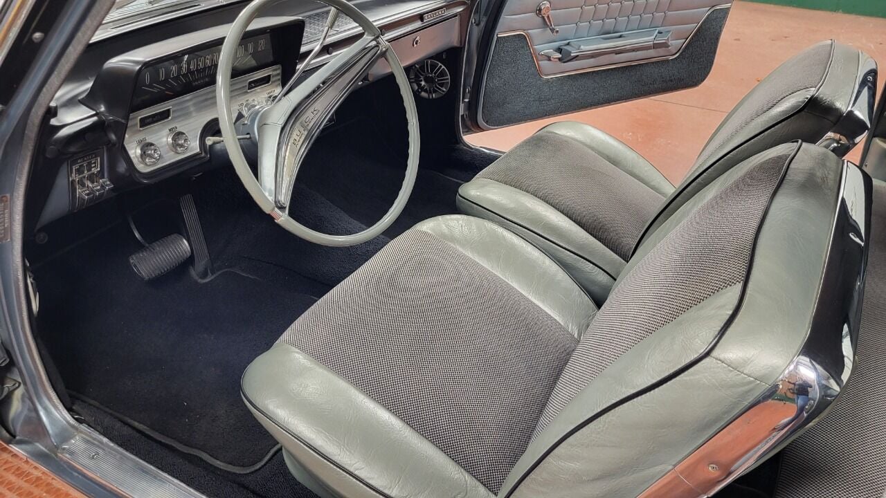 1961 Buick Skylark 135