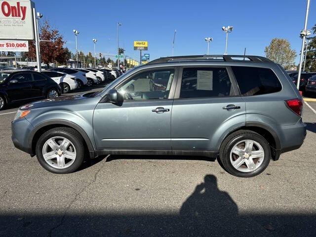 2010 Subaru Forester X Premium Package photo 8