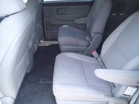 2016 Kia Sedona LX
