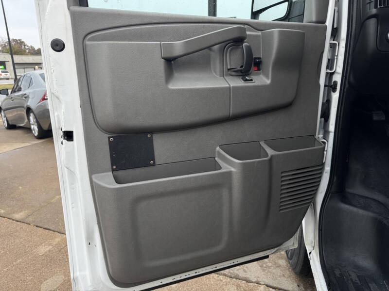 2018 GMC Savana 2500