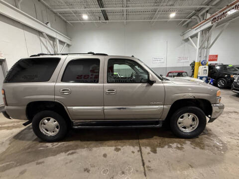 2003 GMC Yukon SLT
