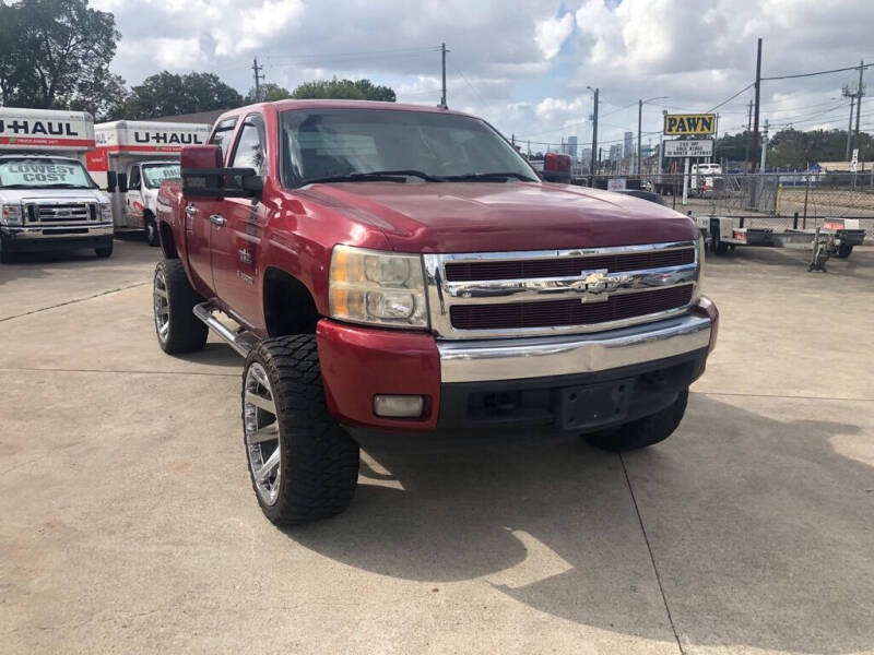 2007 Chevrolet Silverado 1500 for sale at MAC MOTORS FANACE in Houston TX