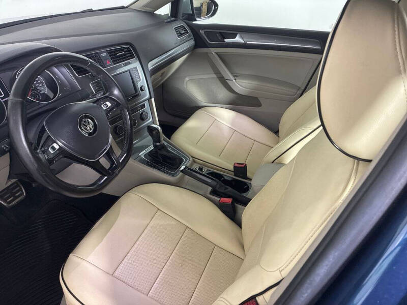 2017 Volkswagen Golf Alltrack