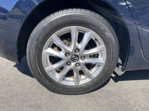 2015 Mazda MAZDA3 i Touring