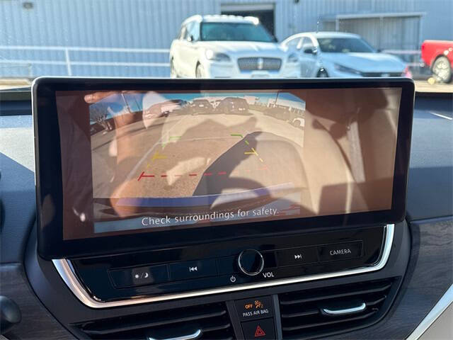 2023 Nissan Altima 2.5 SV