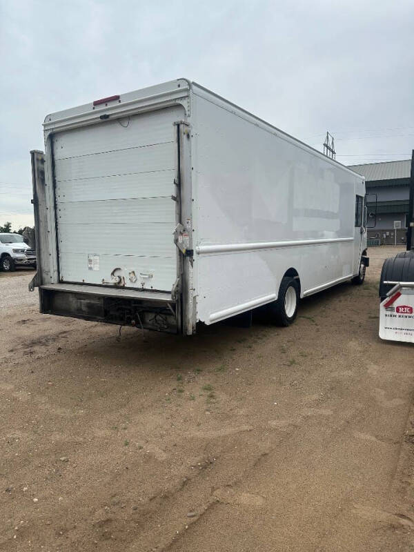 2017 Ford Stripped Chassis