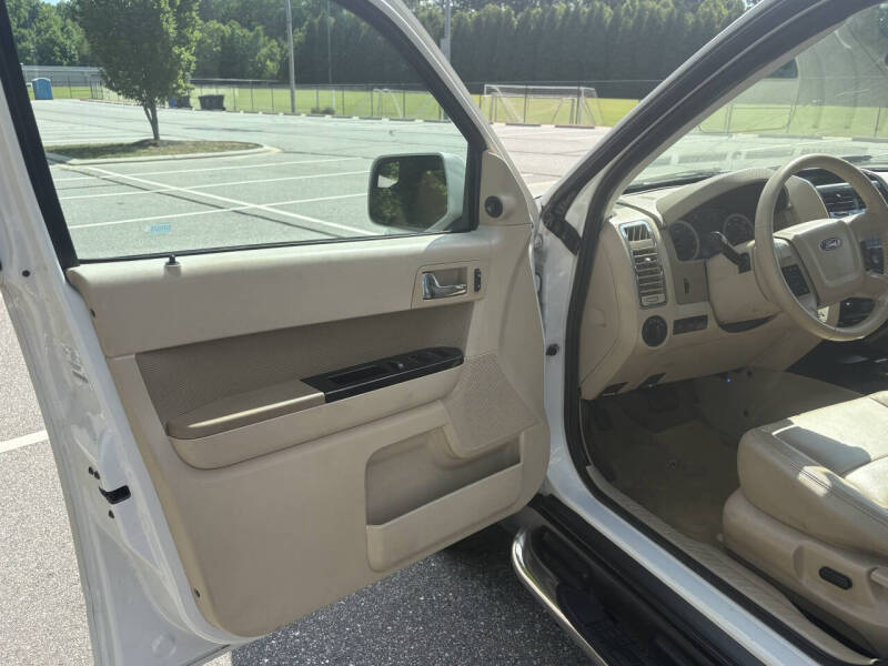2011 Ford Escape Limited