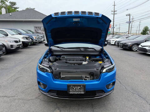 2023 Jeep Cherokee Altitude Lux