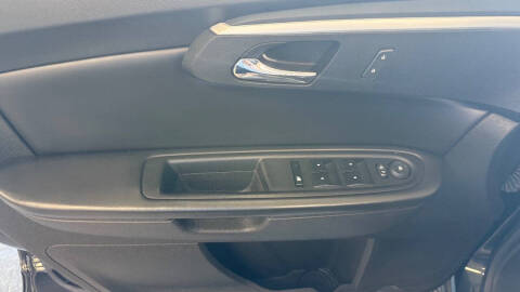 2011 Chevrolet Traverse LT