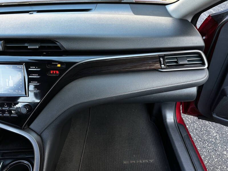 2019 Toyota Camry LE