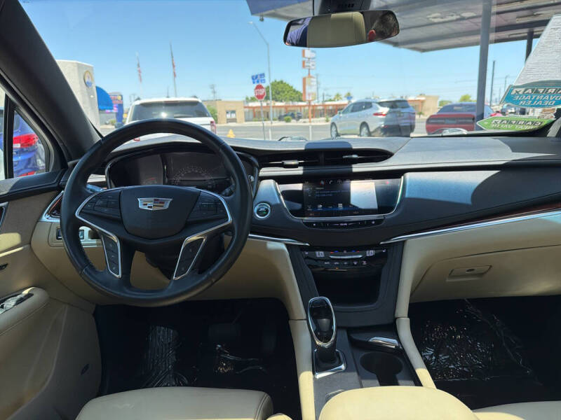 2017 Cadillac XT5 Luxury