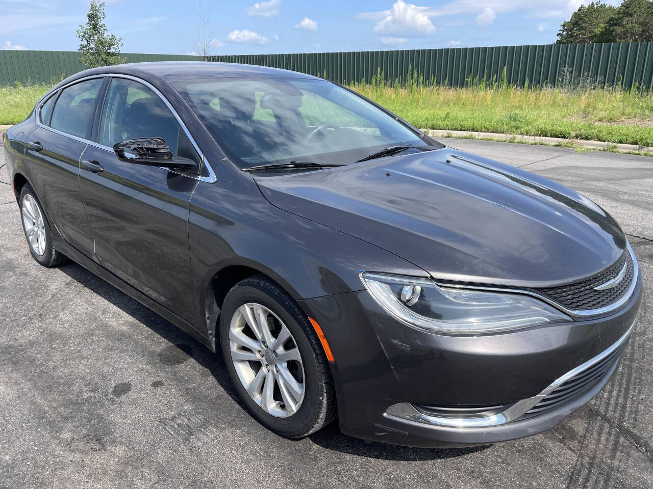 2015 Chrysler 200 for sale at Twin Cities Auctions in Elk River, MN