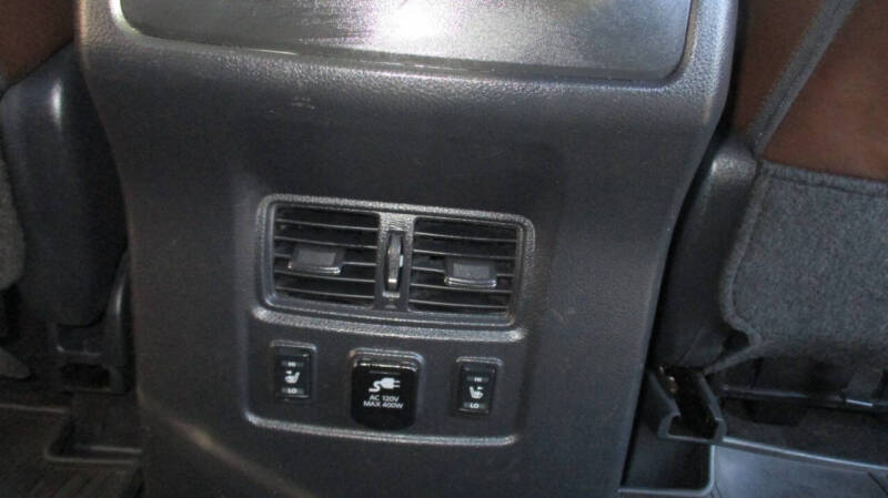 2018 Nissan Titan Platinum Reserve