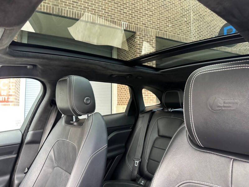 2019 Jaguar F-PACE S