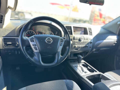 2013 Nissan Armada Platinum