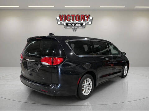 2017 Chrysler Pacifica Touring