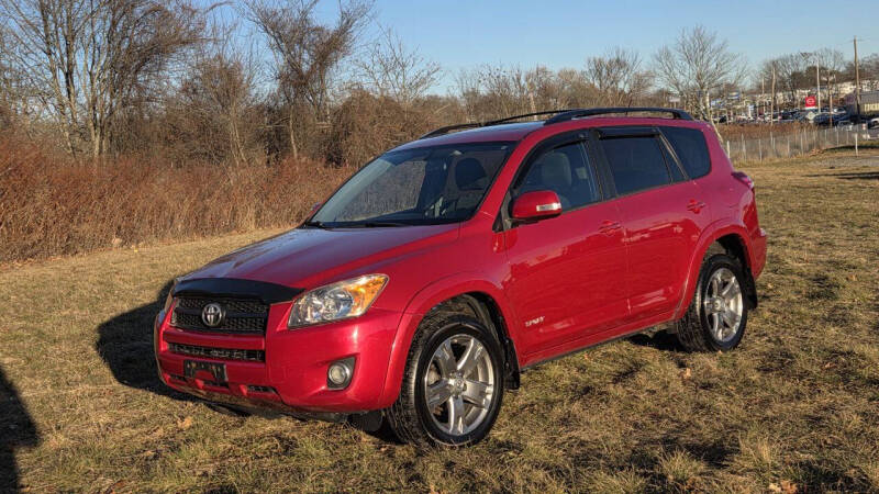 2010 Toyota RAV4 Sport's photo