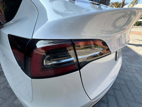 2024 Tesla Model Y Long Range