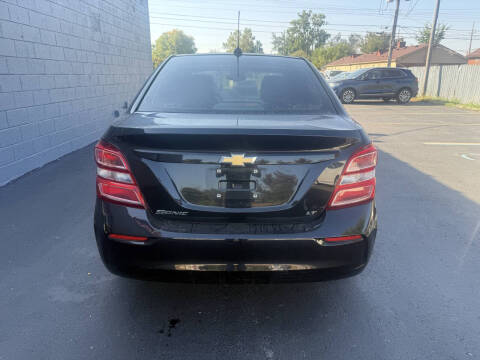 2018 Chevrolet Sonic LT Auto