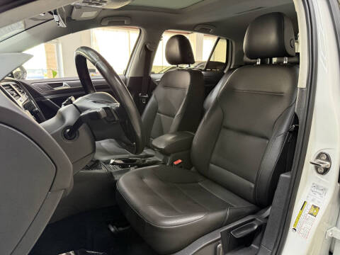 2018 Volkswagen Golf