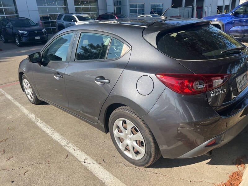 2016 Mazda MAZDA3 i Sport