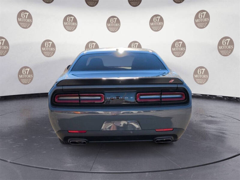 2023 Dodge Challenger SXT