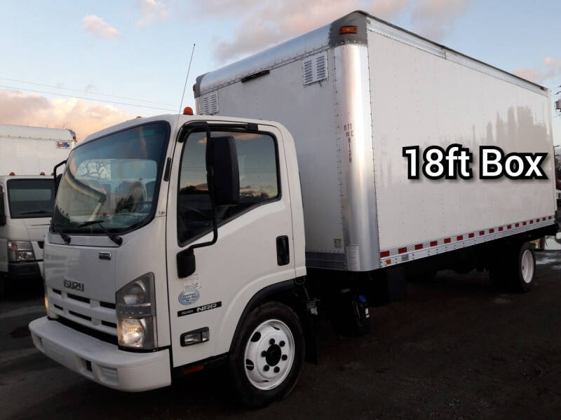 2014 Isuzu NRR