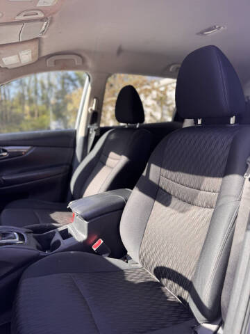 2017 Nissan Rogue S