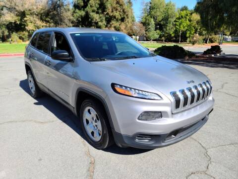 2015 Jeep Cherokee for sale at ROBLES MOTORS in San Jose CA