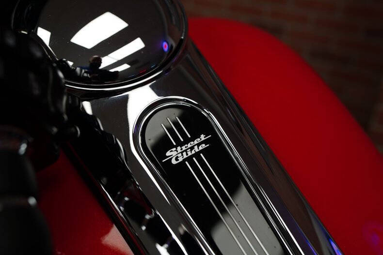 2017 Harley-Davidson Street Glide Special