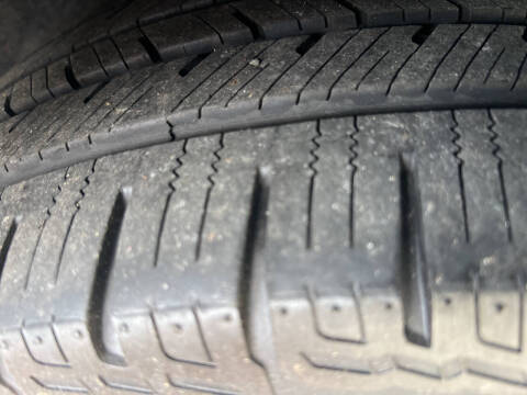 2017 Toyota Sienna XLE 7-Passenger Auto Access Seat