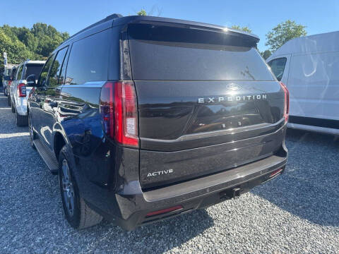 2025 Ford Expedition Active
