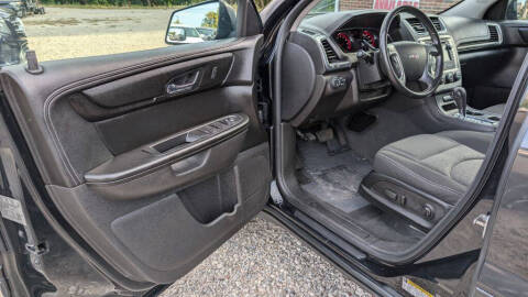 2013 GMC Acadia SLE-2