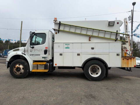 2011 Freightliner Business class M2