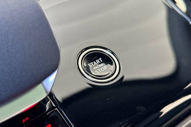 2025 Land Rover Range Rover Sport P400 Dynamic SE