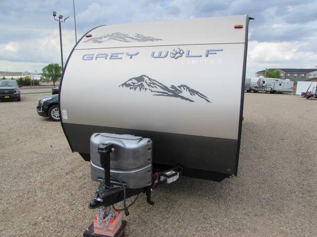 2015 CHEROKEE GREY WOLF