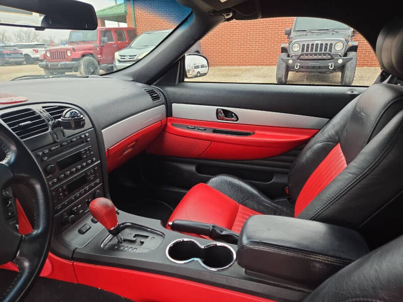 2005 Ford Thunderbird Deluxe