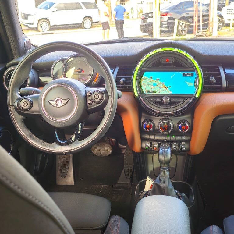 2018 MINI Hardtop 4 Door for sale at SouthMotor Miami in Hialeah, FL