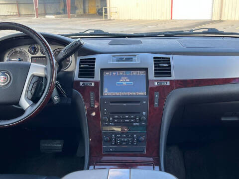 2010 Cadillac Escalade Luxury
