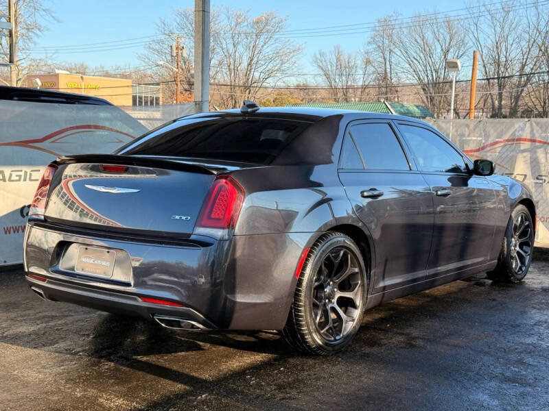 2019 Chrysler 300