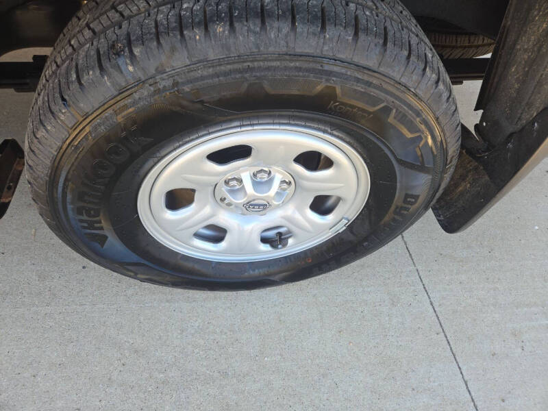 2025 Nissan Frontier S