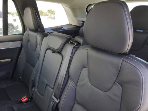 2025 Volvo XC90 B6 Ultra Bright Theme 7P