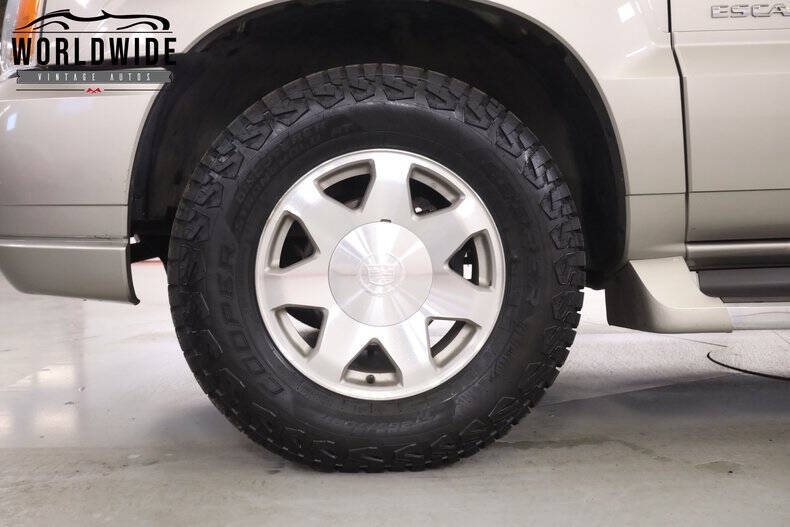 2003 Cadillac Escalade