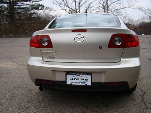 2005 Mazda MAZDA3 i