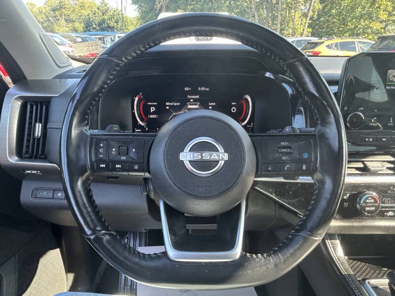 2022 Nissan Pathfinder Platinum